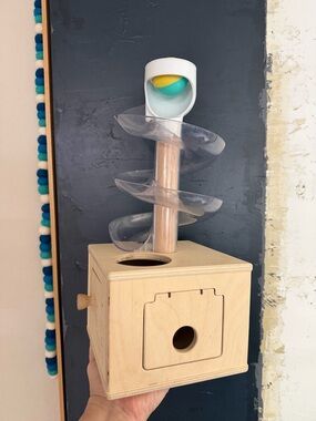 Lovevery Wooden Ball Drop Spiral Toy —
040826